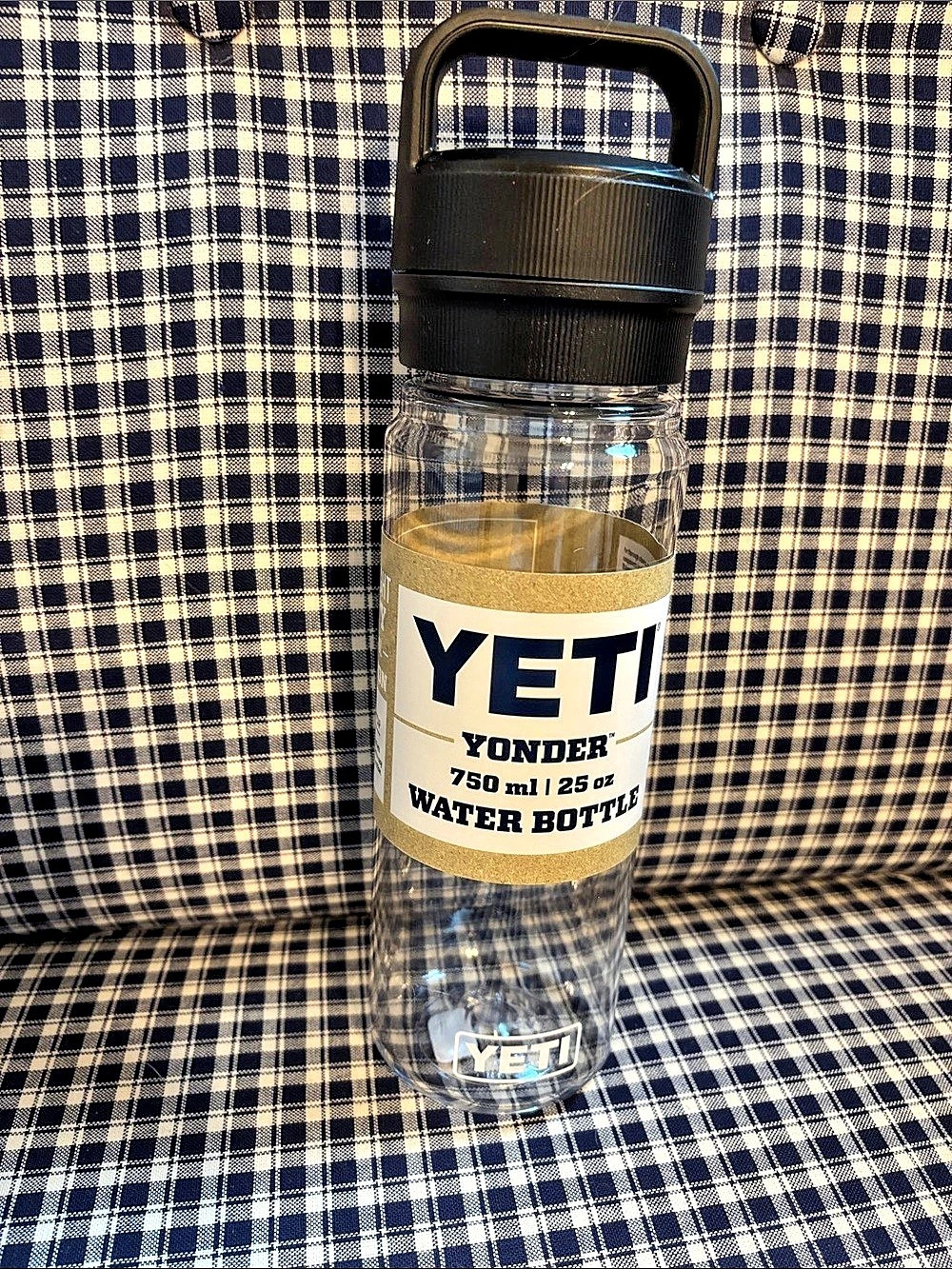 YETI Yonder 750 mL Clear Water Bottle